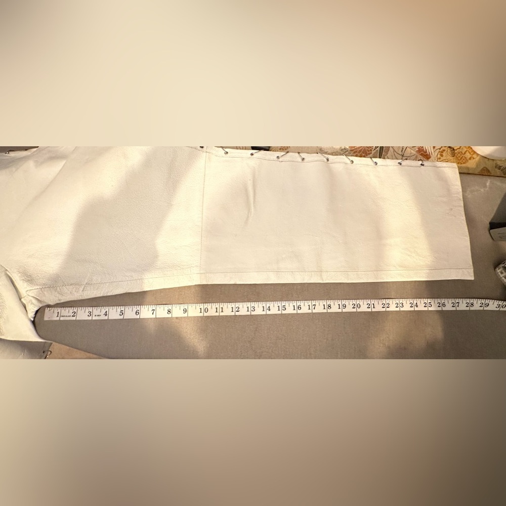 Absolutely Beautiful Solid Winter White Lined Pan… - image 6